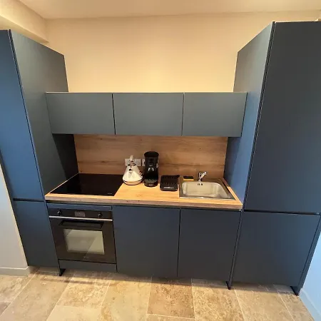 Apartmán Neuf Vue Sur Et Piscine *