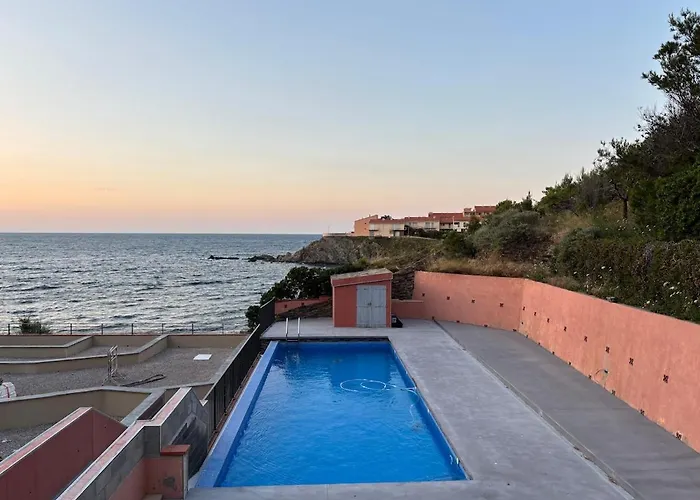 Neuf Vue Sur Et Piscine * Κολιούρ